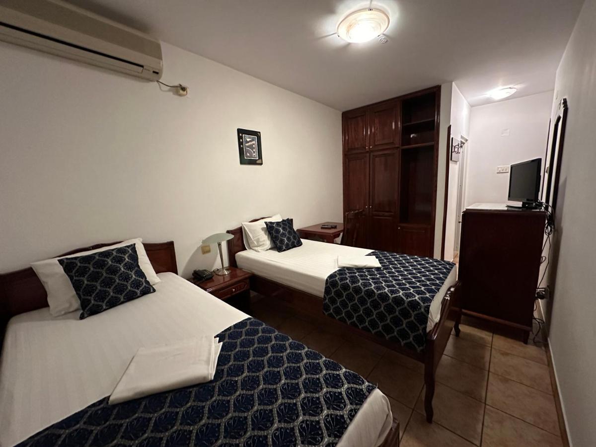 Beatrix Lux Hotel Budva Exterior foto