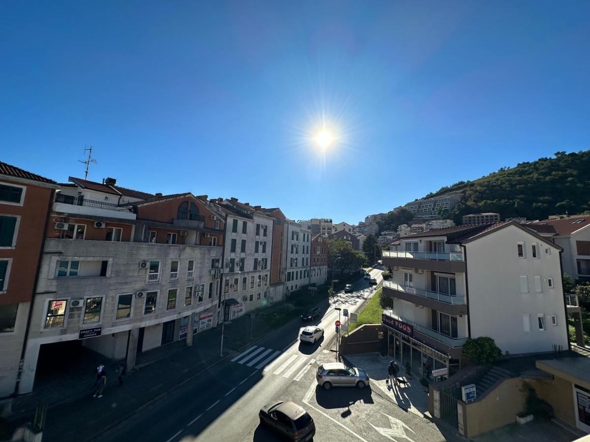 Beatrix Lux Hotel Budva Exterior foto