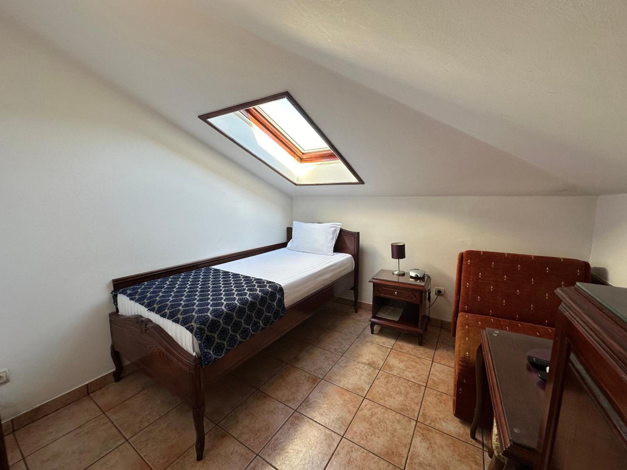 Beatrix Lux Hotel Budva Exterior foto