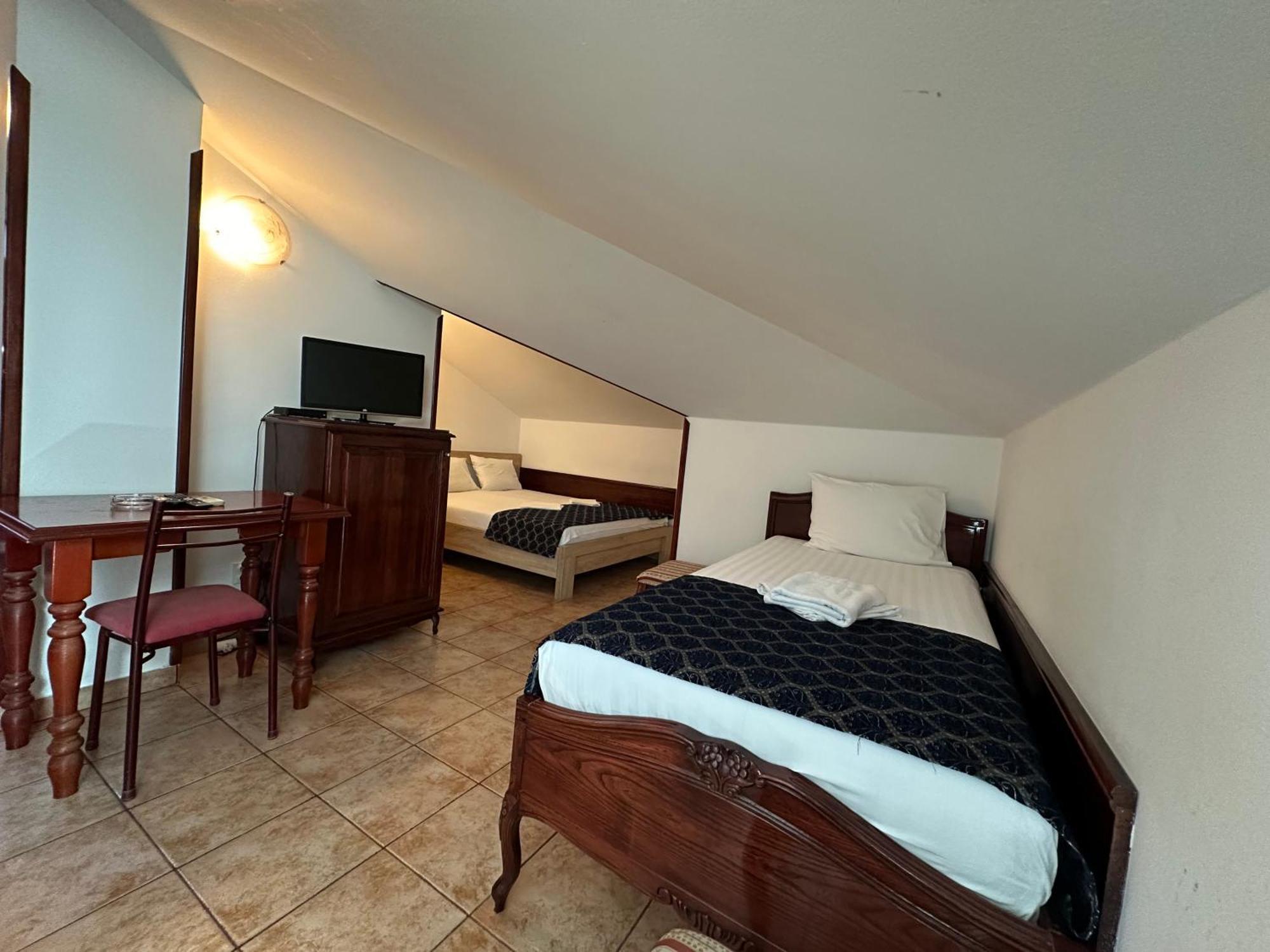 Beatrix Lux Hotel Budva Exterior foto