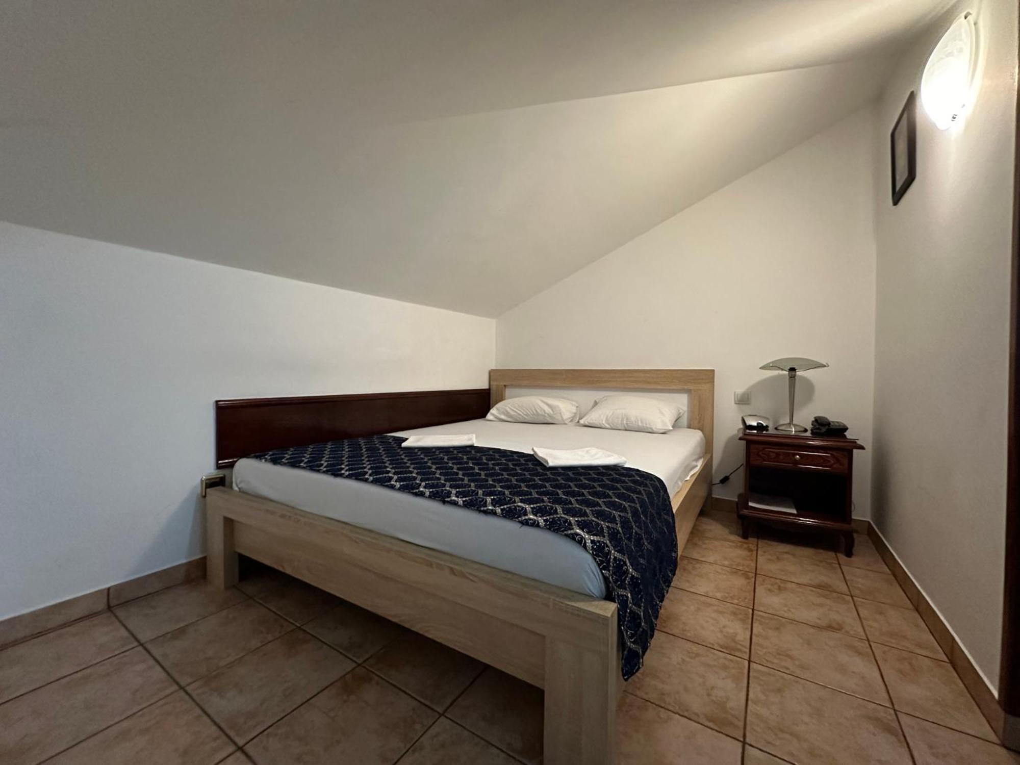 Beatrix Lux Hotel Budva Exterior foto