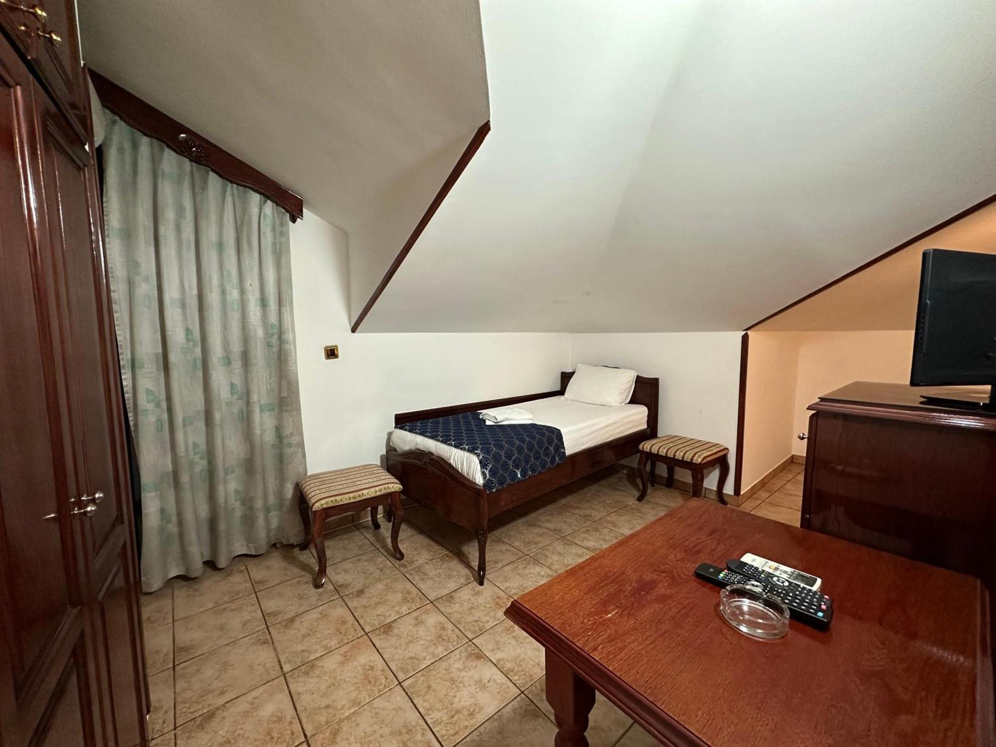 Beatrix Lux Hotel Budva Exterior foto